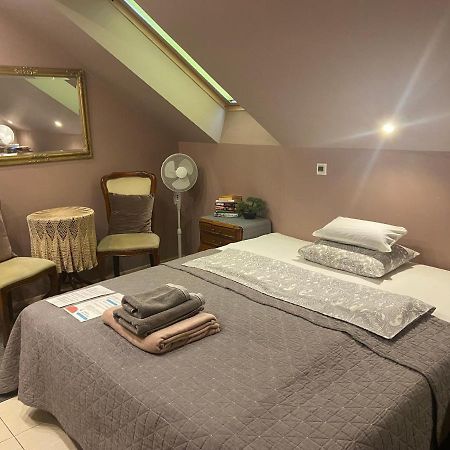 Medison Family Boutique B&B เคียลเซ ภายนอก รูปภาพ