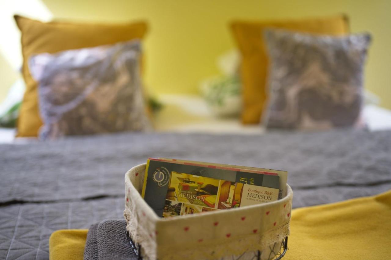 Medison Family Boutique B&B เคียลเซ ภายนอก รูปภาพ