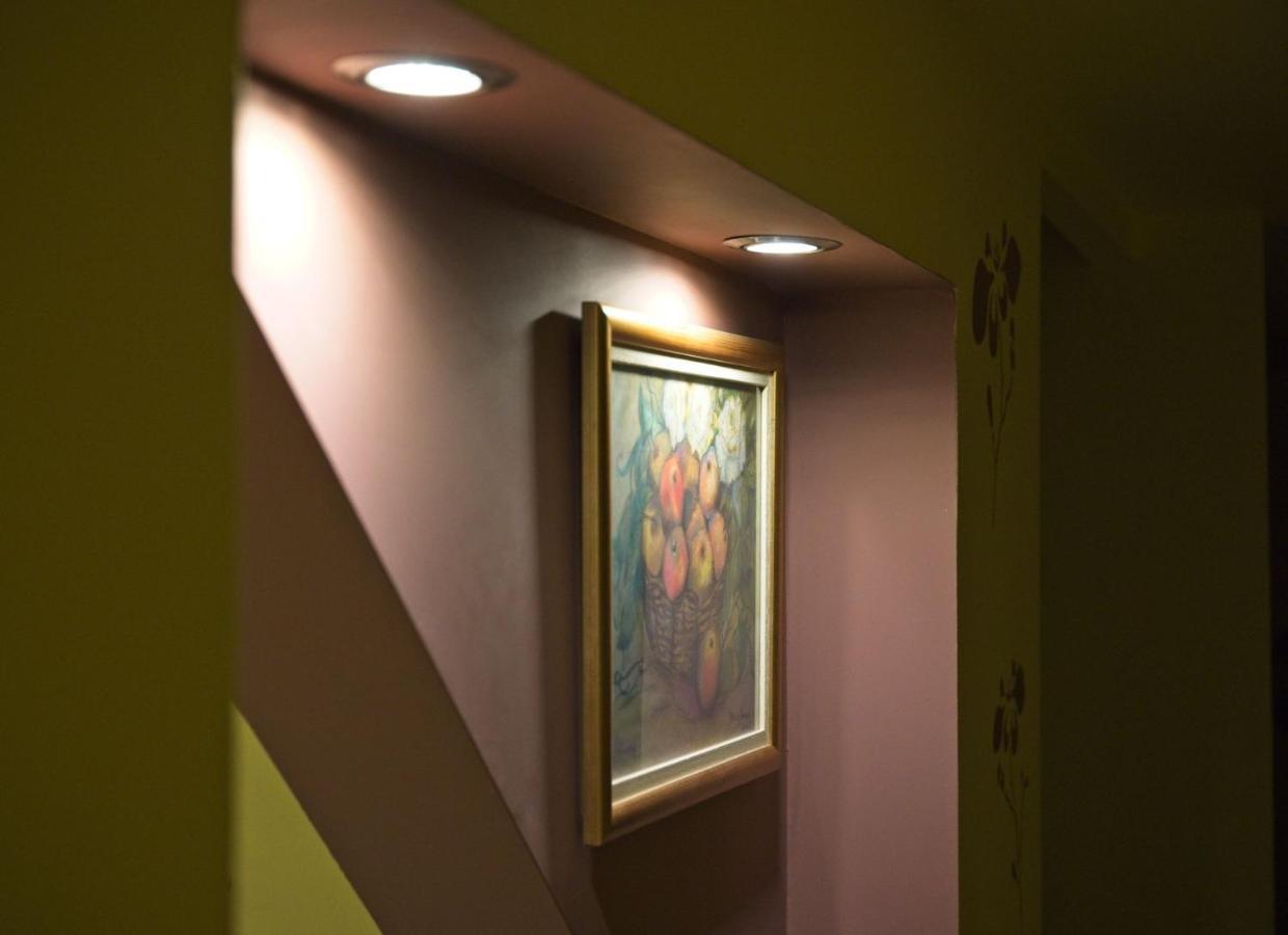 Medison Family Boutique B&B เคียลเซ ภายนอก รูปภาพ