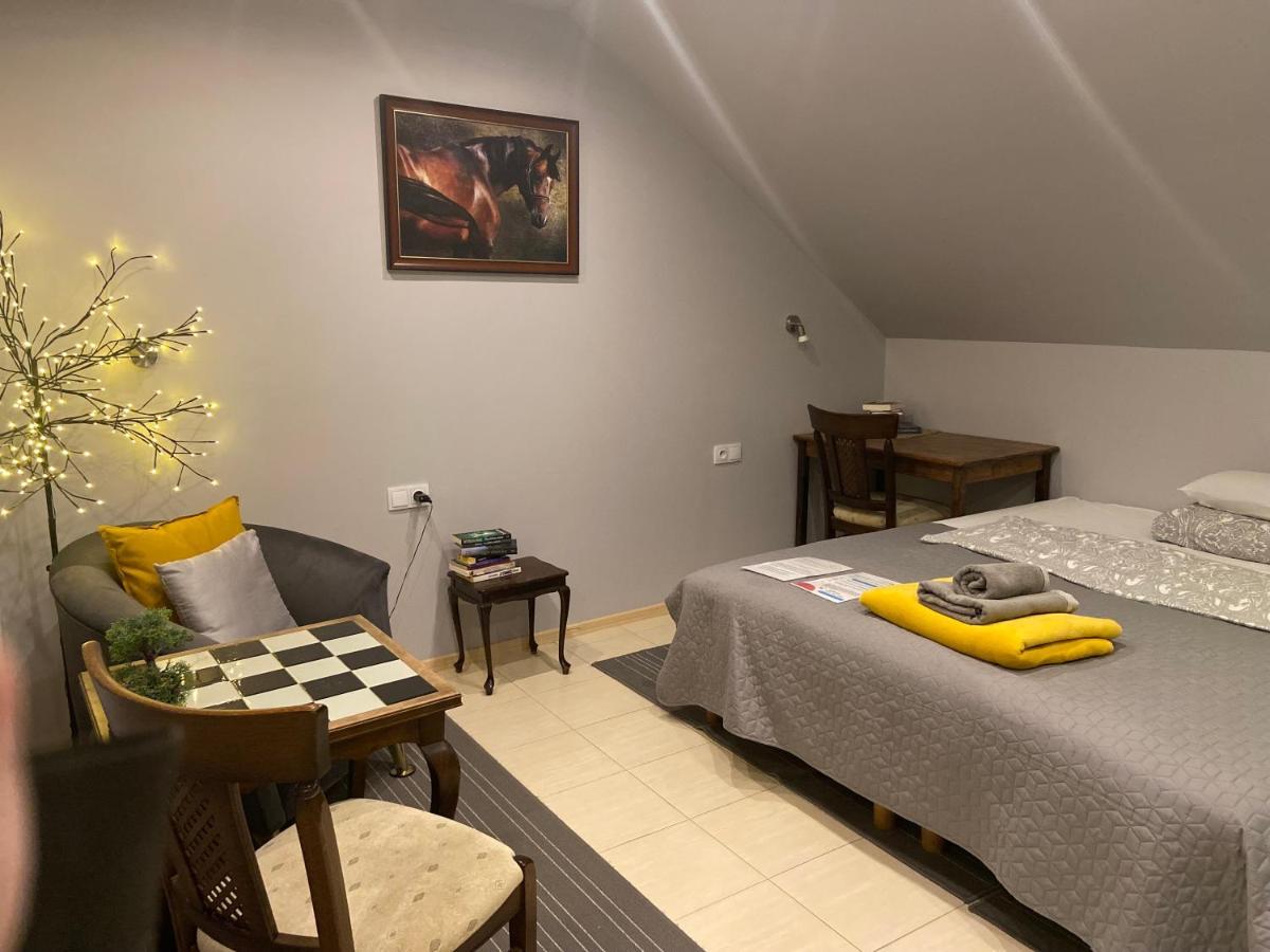 Medison Family Boutique B&B เคียลเซ ภายนอก รูปภาพ