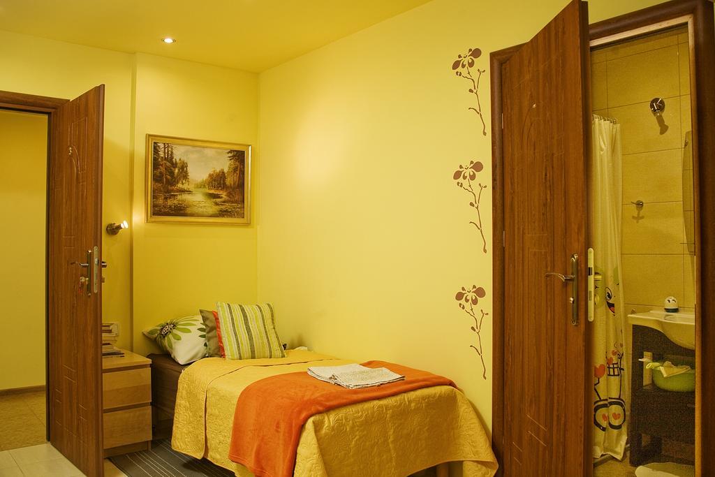 Medison Family Boutique B&B เคียลเซ ห้อง รูปภาพ